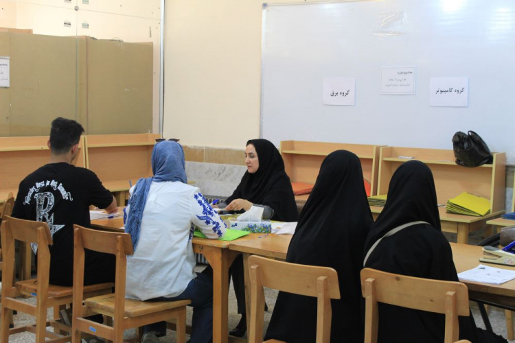 استقبال گرم و صمیمی از دانشجویان نوورود دانشکده فنی فردوس